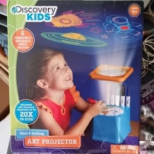 Discovery Kids Blue and Orange Art Projector